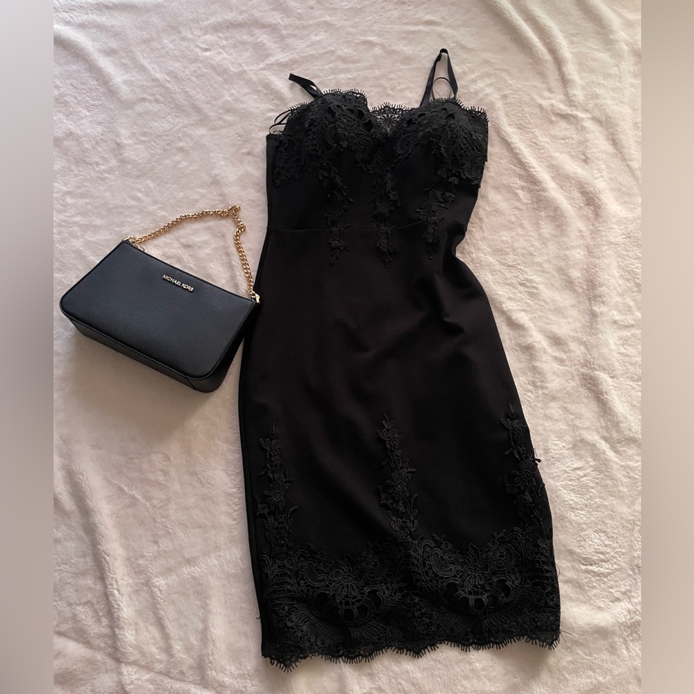 Pretty Black strap dress
